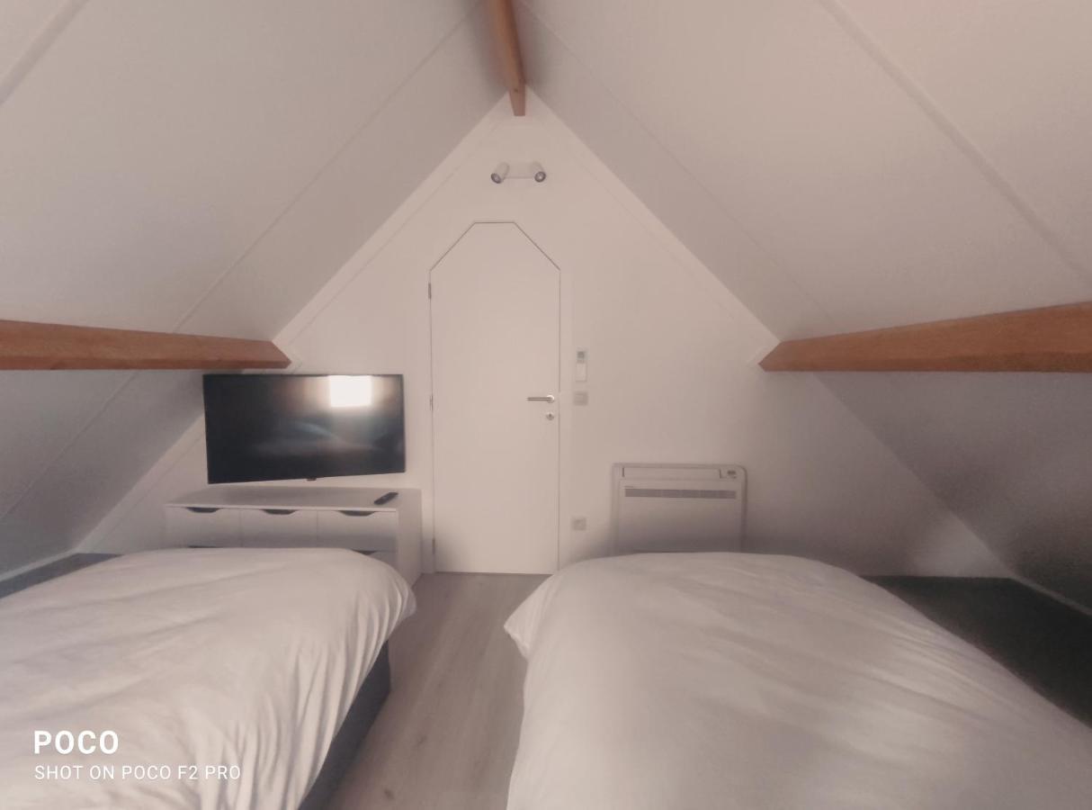 Vakantiewoning Polderhuis 10, Airco En Verwarming In Alle Kamers, Prive Parkeerplaats En Afgesloten Tuin Коксейде Екстериор снимка