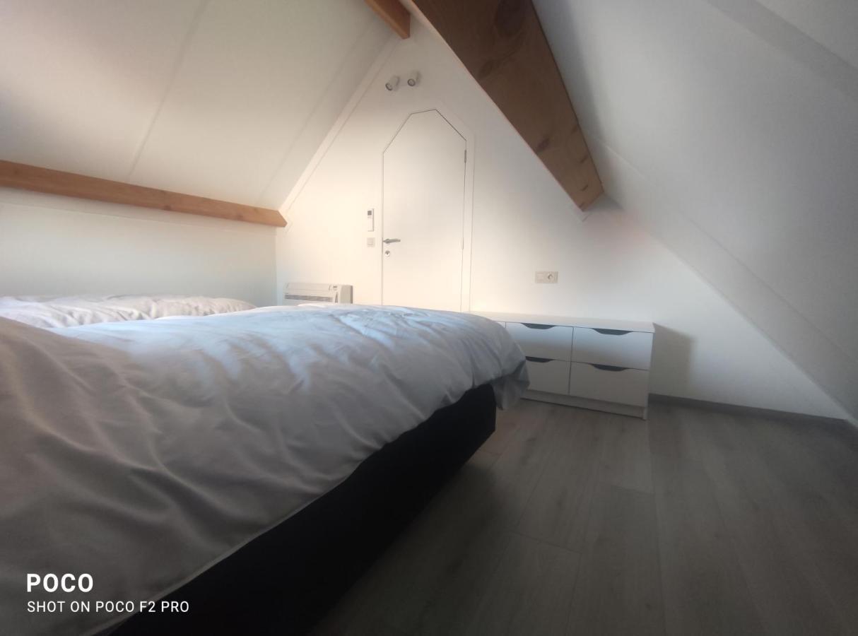 Vakantiewoning Polderhuis 10, Airco En Verwarming In Alle Kamers, Prive Parkeerplaats En Afgesloten Tuin Коксейде Екстериор снимка