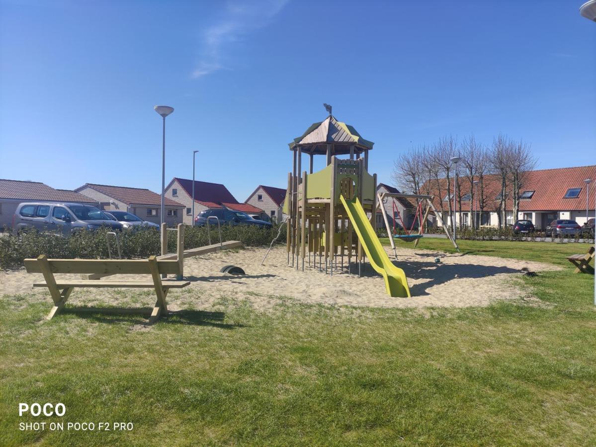Vakantiewoning Polderhuis 10, Airco En Verwarming In Alle Kamers, Prive Parkeerplaats En Afgesloten Tuin Коксейде Екстериор снимка