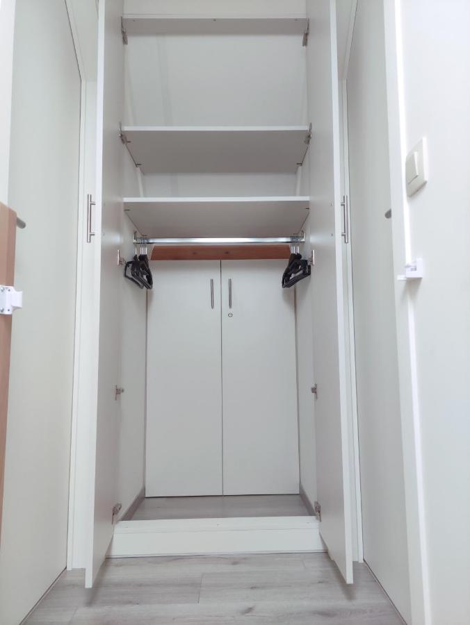 Vakantiewoning Polderhuis 10, Airco En Verwarming In Alle Kamers, Prive Parkeerplaats En Afgesloten Tuin Коксейде Екстериор снимка